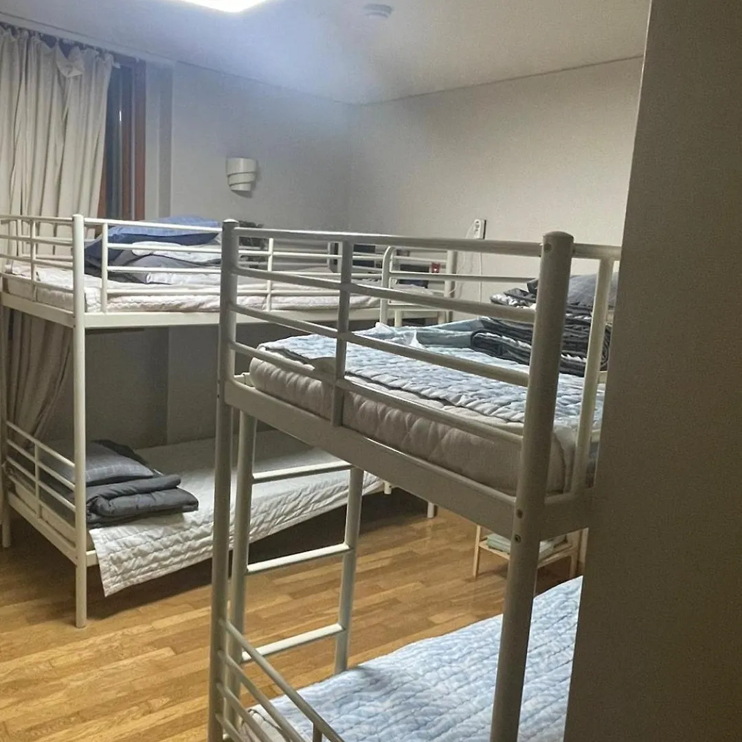 Halla Guest House Jeju Hostel